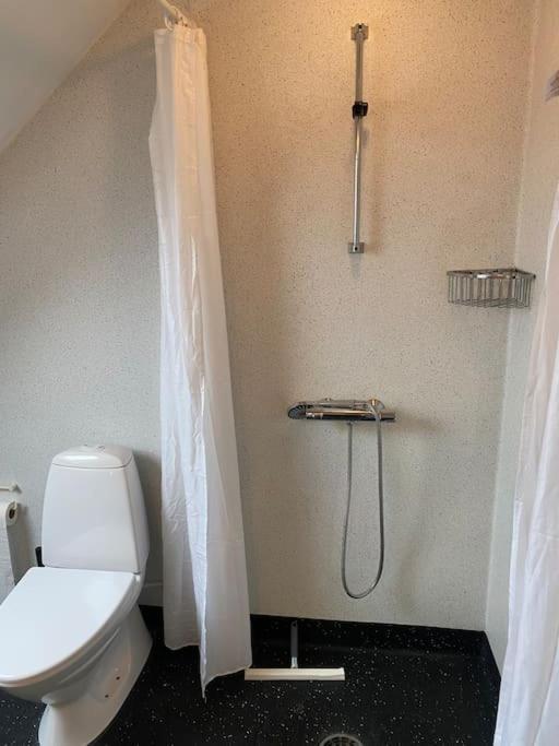 Villa Skont Hus Pa Landet Taet Pa Billund Give Esterno foto