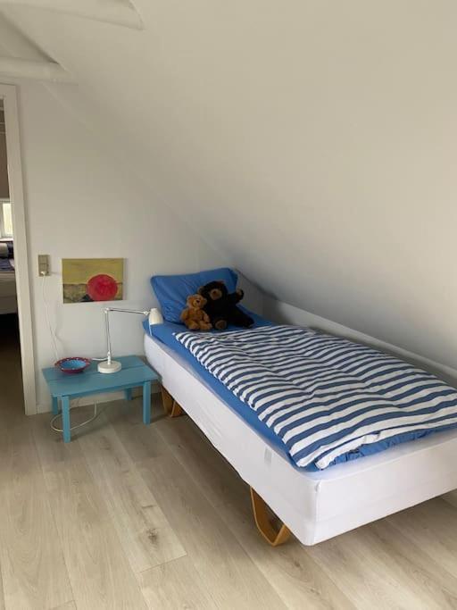 Villa Skont Hus Pa Landet Taet Pa Billund Give Esterno foto